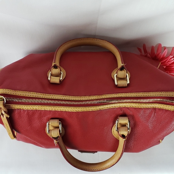 Dooney & Bourke Bag Gently used. See photos for wear prior to buying. - Picture 5 of 13